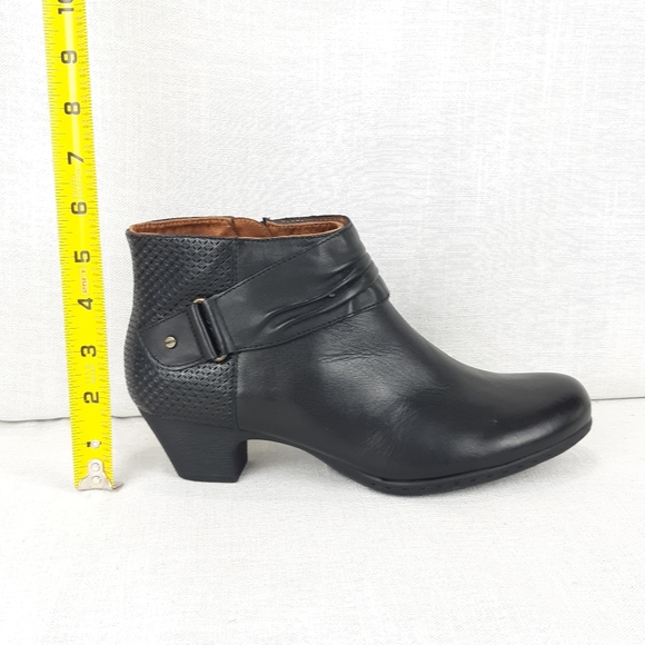 ROCKPORT BRYNN BOOTIES - Picture 16 of 16